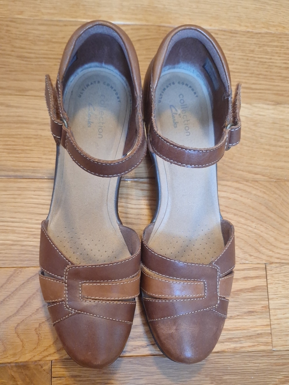 Clarks Women’s Brown Leather Mary Jane Heels